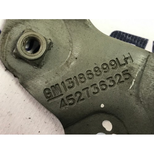 Кронштейн петли капота левый Opel Corsa D 2006-2014 13186899